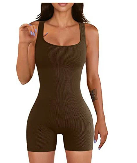 Sculpt & Shape™ Jumpsuit: Ihr Schlüssel zu einer mühelosen Sanduhr-Figur