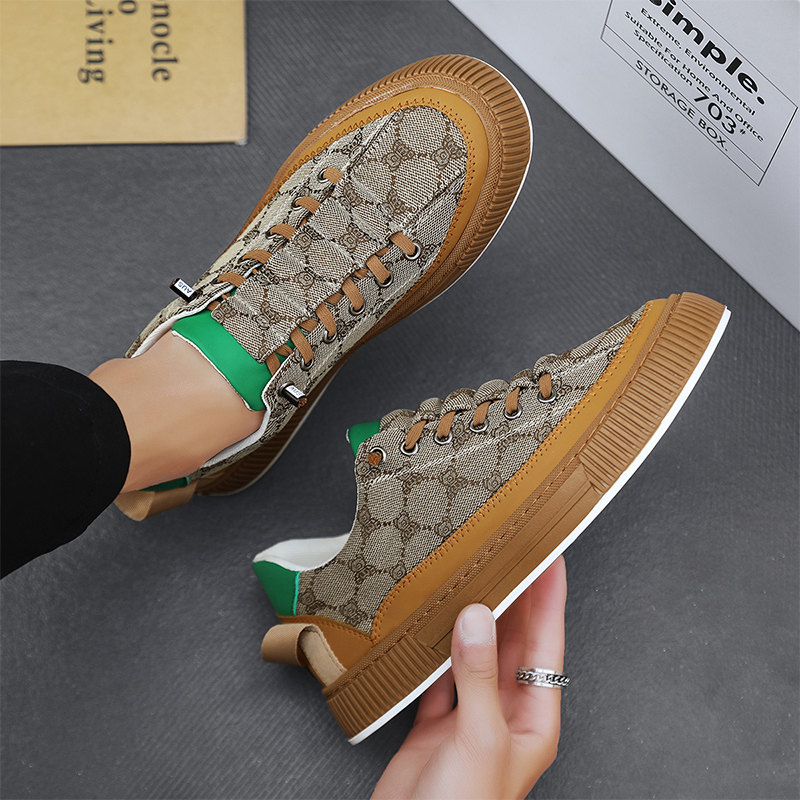 (50% korting) Riley™ - Comfortabele sneakers met ultramodern design [Laatste dagkorting]