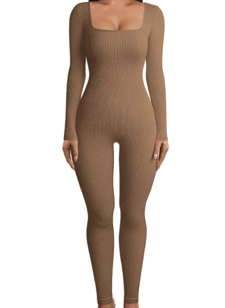 Sculpt & Shape™ Jumpsuit: Ihr Schlüssel zu einer mühelosen Sanduhr-Figur