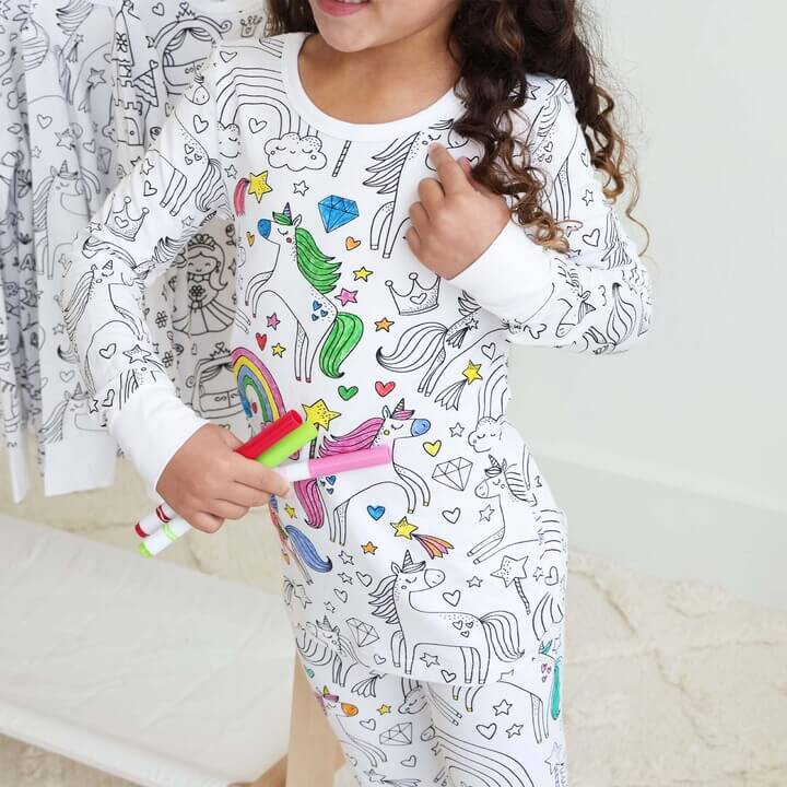 Colour-in Pyjamas™ - Erweckt Träume im Schlaf zum Leben