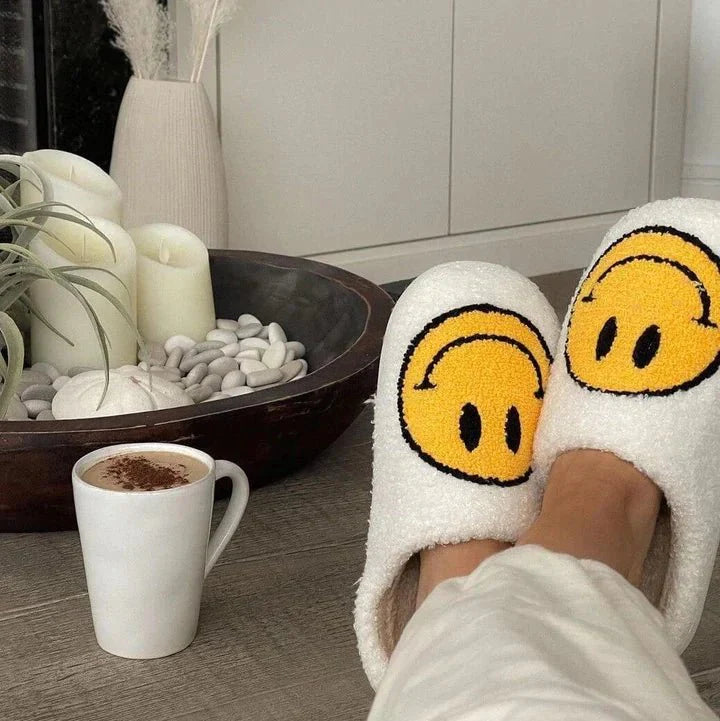 Smiley™-gezichtslippers | MEGA-UITVERKOOP 50% KORTING