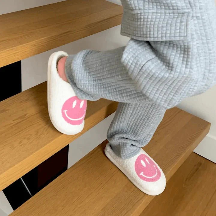 Smiley™-gezichtslippers | MEGA-UITVERKOOP 50% KORTING